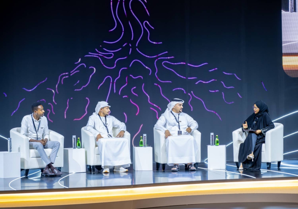 الذكاء الاصطناعي والجيل الجديد"بمشاركة نخبة من القيادات البحرينية والإماراتية