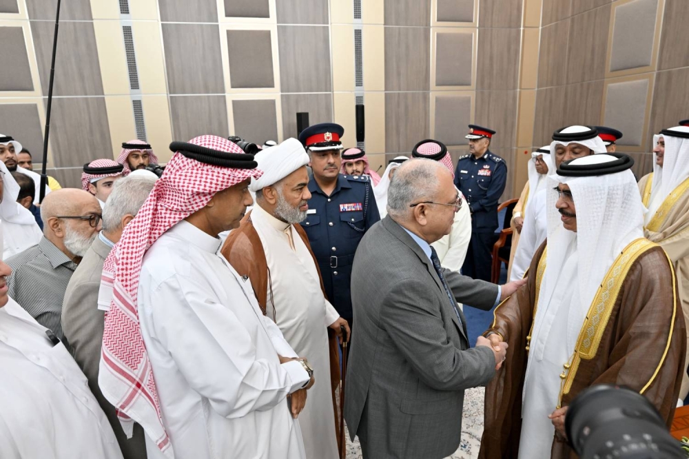 وزير الداخلية : ليكن عاشوراء هذا العام موسمًا وفرصة يظهر فيها المعزون صدق الالتزام وعمق المسئولية