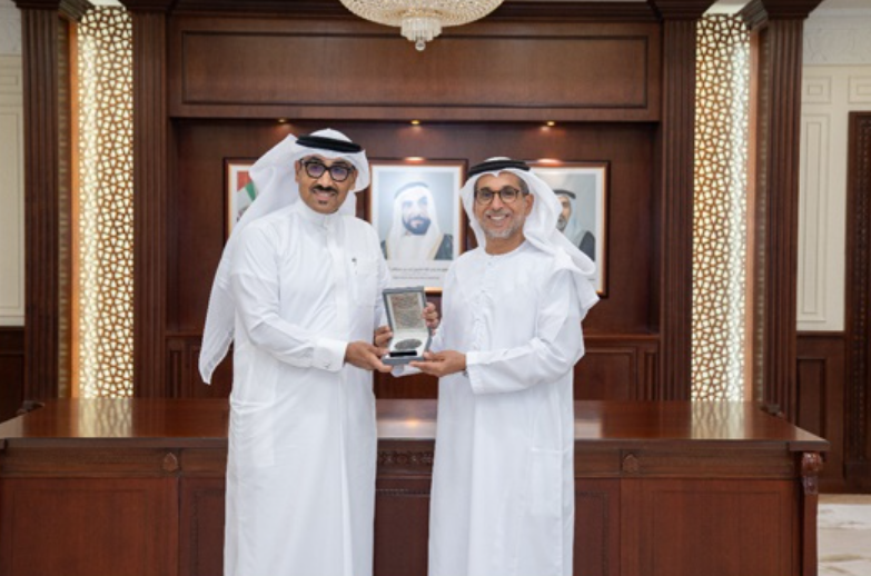 هيئة الربط الكهربائي الخليجي وصندوق أبوظبي يوقعان اتفاقية تمويل توسعة الربط الكهربائي مع الإمارات