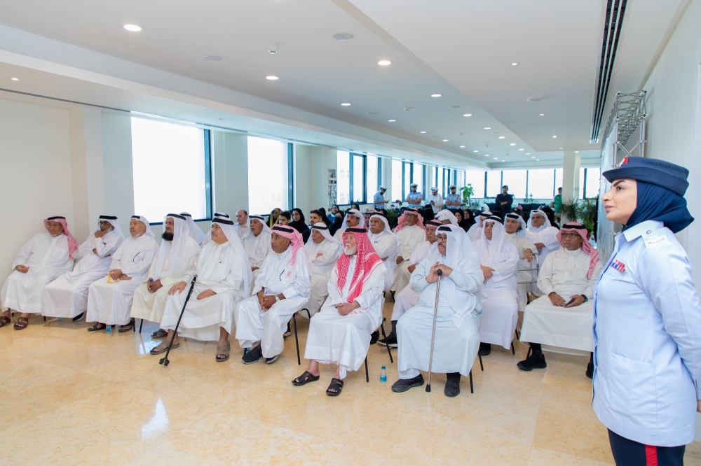 جمعية الكلمة الطيبة ومديرية شرطة محافظة المحرق ينظمان محاضرة توعوية حول الشائعات وأثرها على الأمن المجتمعي