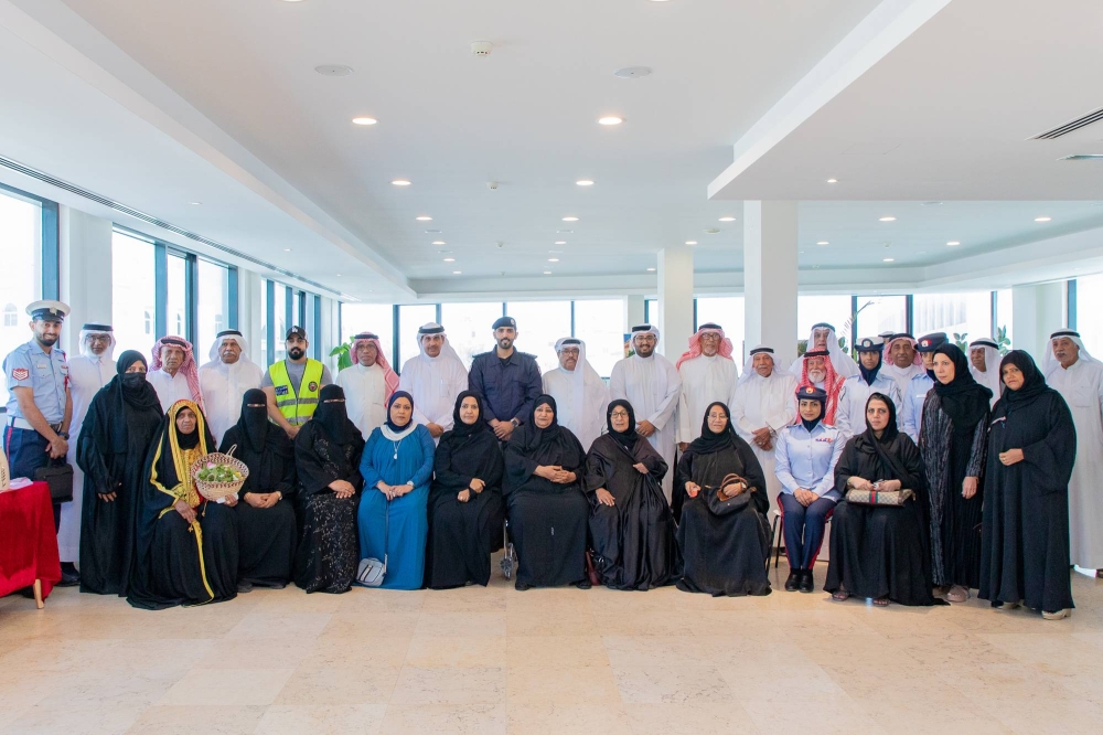 جمعية الكلمة الطيبة ومديرية شرطة محافظة المحرق ينظمان محاضرة توعوية حول الشائعات وأثرها على الأمن المجتمعي