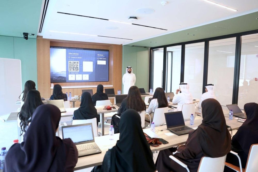 مؤسسة المبرة الخليفية تقيم أول معرض من نوعه للتعرف على الوظائف المستقبلية والجامعات المحلية