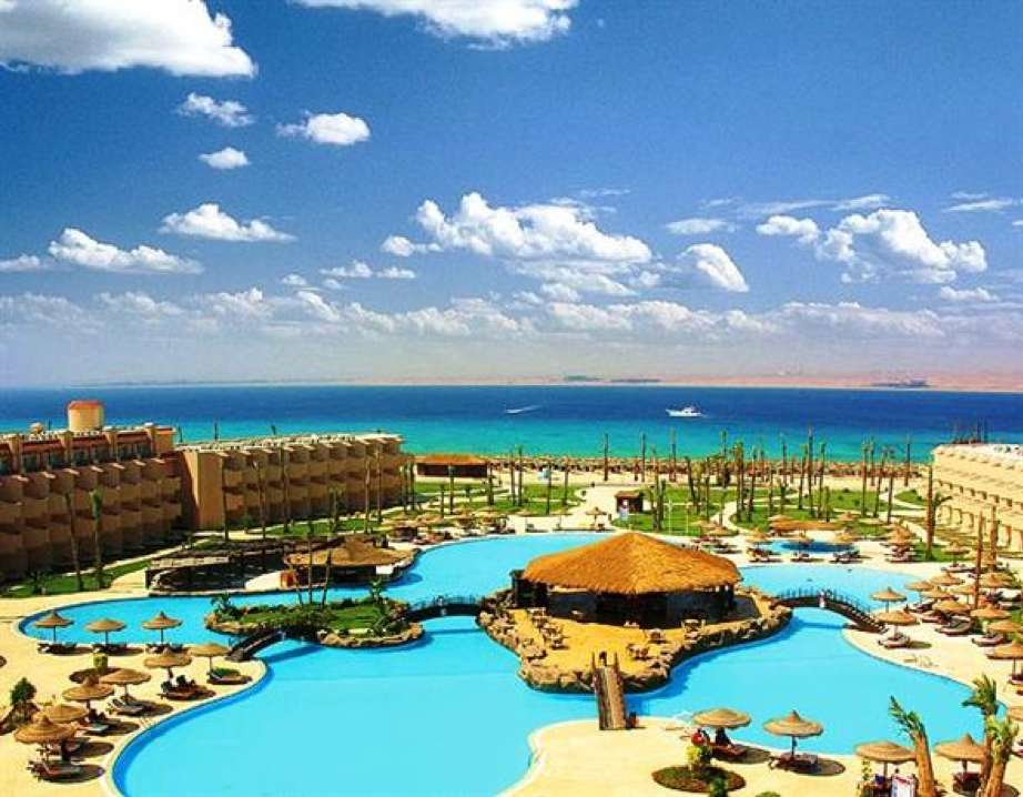 مصر.. سهم "مصر للفنادق" يحقق أكبر مكاسب يومية في شهر