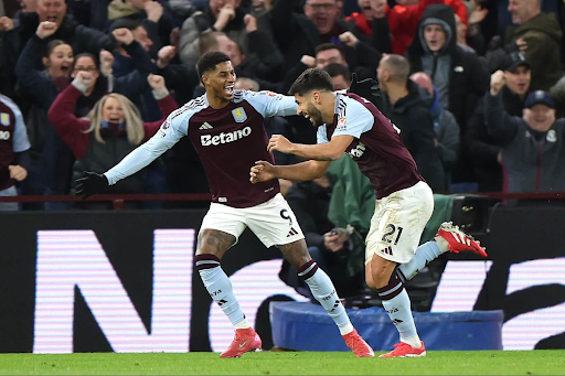 راشفورد وآسينسيو وديساسي يودعون أستون فيلا رسميًا