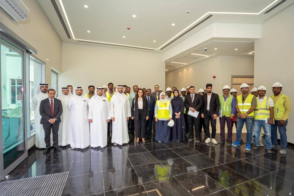 زيارة تفقدية من وكيلي &laquo;الأشغال&raquo; و&laquo;التنمية&raquo; لمجمع الخدمات الاجتماعية بمدينة عيسى