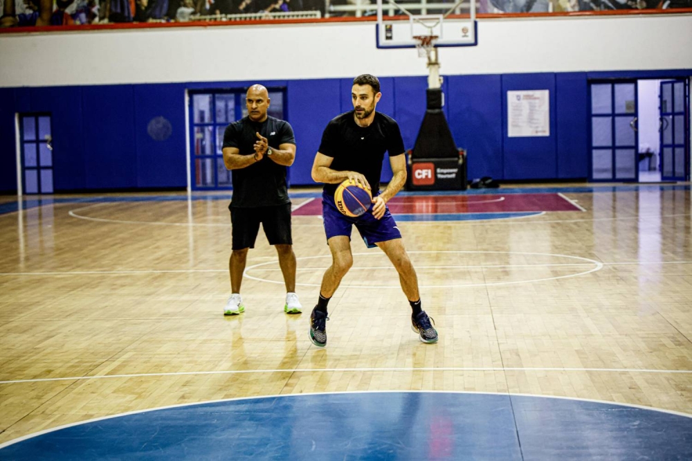 فريق "السيف" البحريني يبدأ تحضيراته استعدادًا للمشاركة في الجولة العالمية لكرة السلة 3x3 بفرنسا