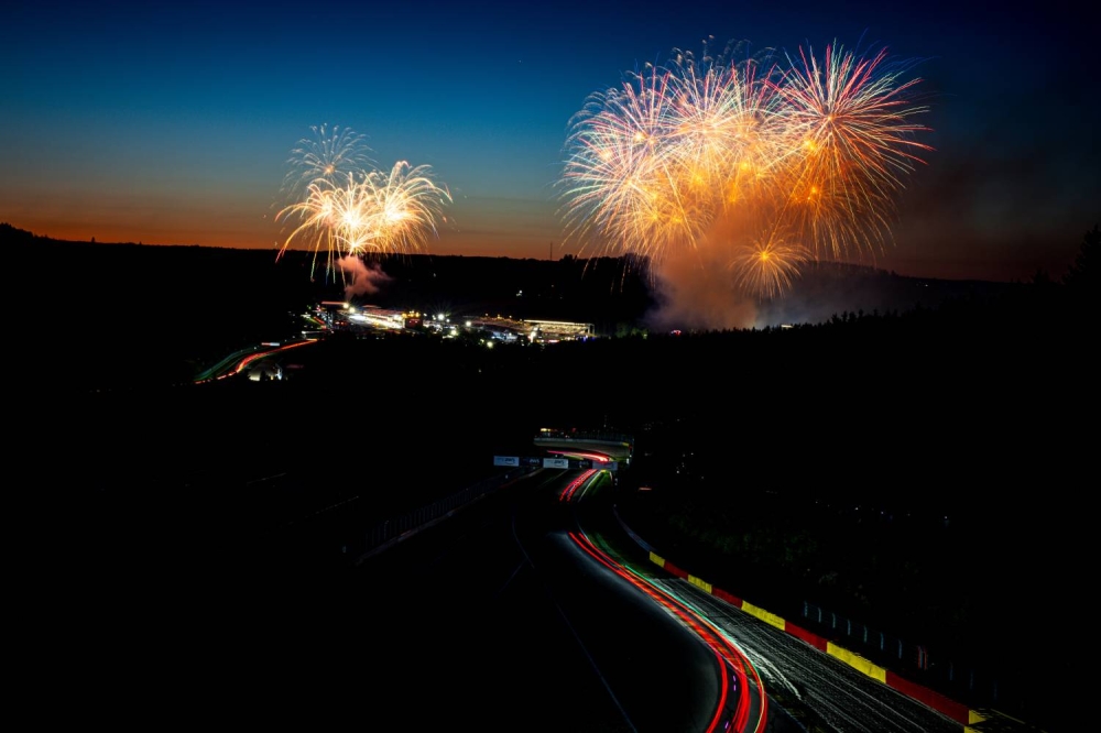 عيسى بن عبدالله آل خليفة: "نطمح لترسيخ اسم البحرين في رياضة السيارات العالمية"