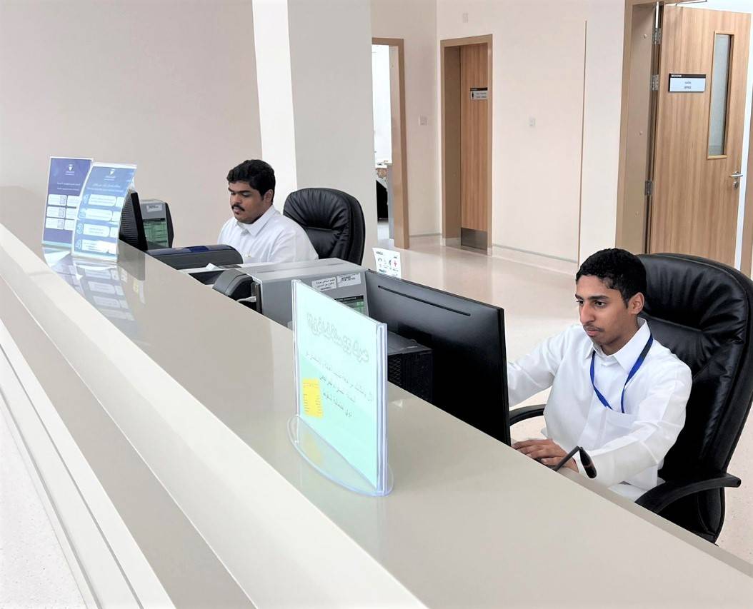 4450 طالبًا وطالبة يطبقون مساق خدمة المجتمع في 120 مؤسسة خلال عطلة الصيف