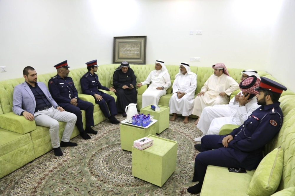 محافظ الشمالية يؤكد خلال تفقده عددا من مآتم المحافظة على ترسيخ الوعي المجتمعي والالتزام بالاشتراطات الصحية