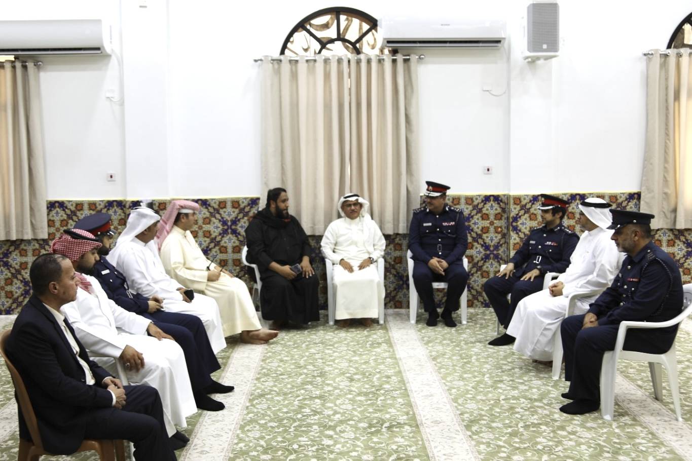 محافظ الشمالية يؤكد خلال تفقده عددا من مآتم المحافظة على ترسيخ الوعي المجتمعي والالتزام بالاشتراطات الصحية