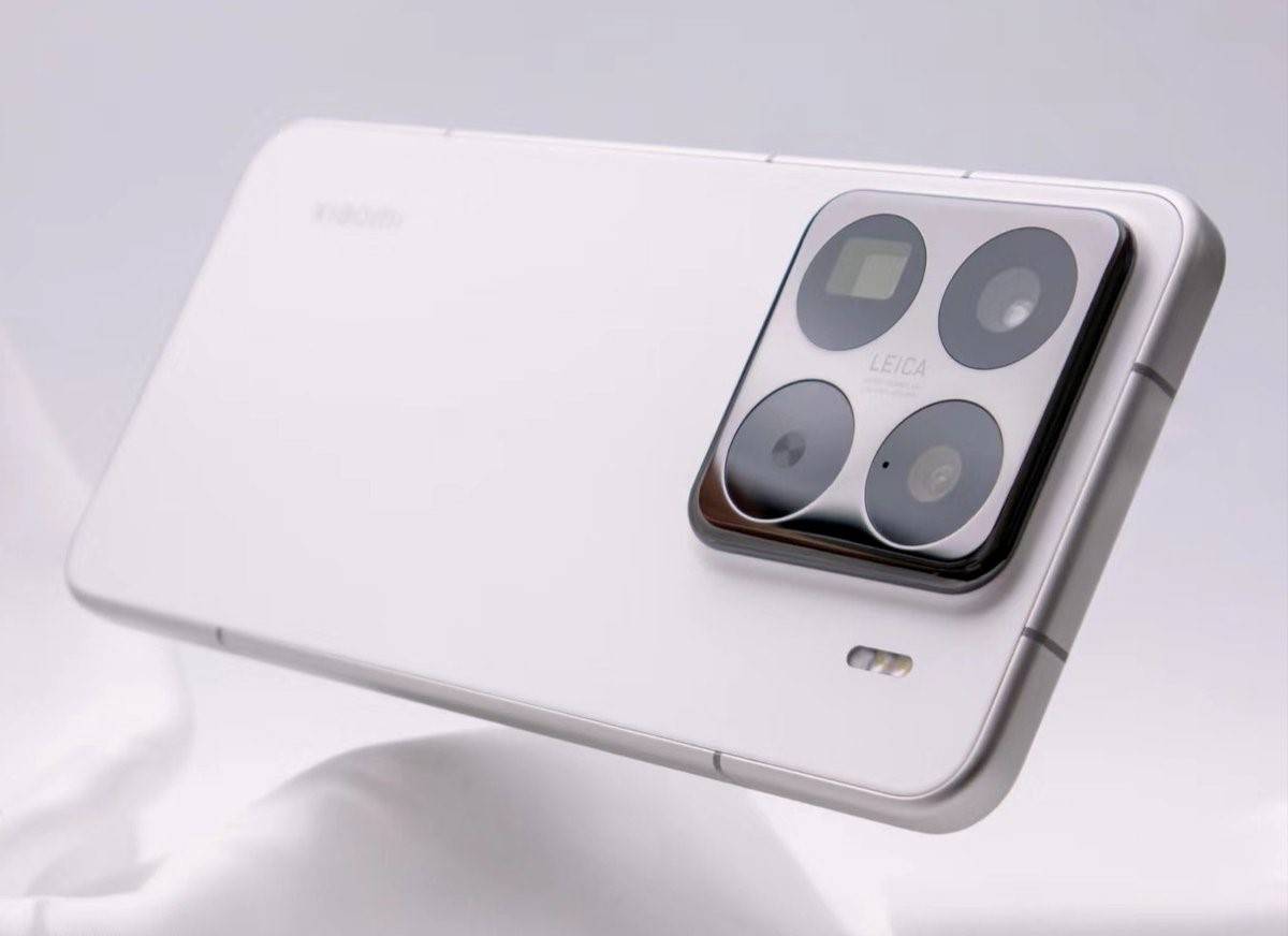 في سلسلة من 4 طرازات.. شاومي تستعد لإطلاق Xiaomi 16 Pro Mini بشاشة 6.3 بوصة