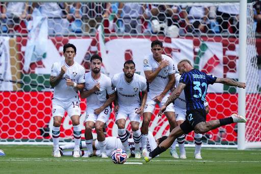 فلومينينسي يُسقط الإنتر بثنائية ويواصل الحلم في مونديال الأندية