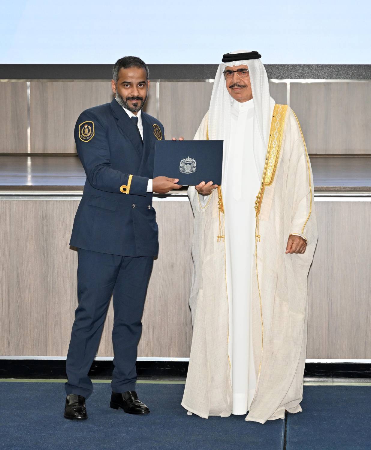 وزير الداخلية رئيس اللجنة الوطنية لمكافحة المخدرات يشهد الاحتفال بمناسبة اليوم العالمي لمكافحة المخدرات