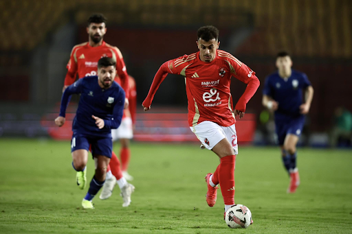 المصري يضم عمر الساعي من الأهلي ويبدأ التحضير للموسم الجديد