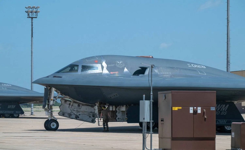 خطوة غير مسبوقة.. واشنطن تدرس تسليح إسرائيل بـ&laquo;قاذفات الشبح&raquo;