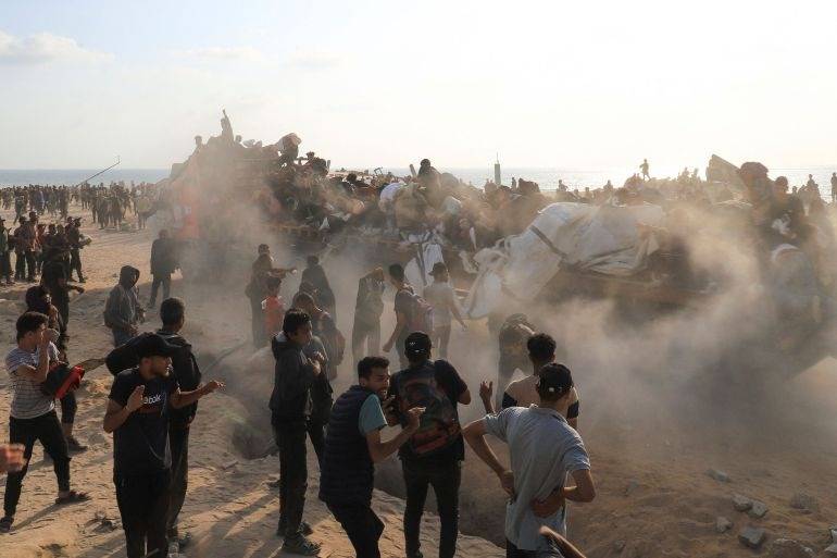 فلسطين.. أكثر من 100 شهيد والجيش الإسرائيلي يغير اسم عدوانه على غزة