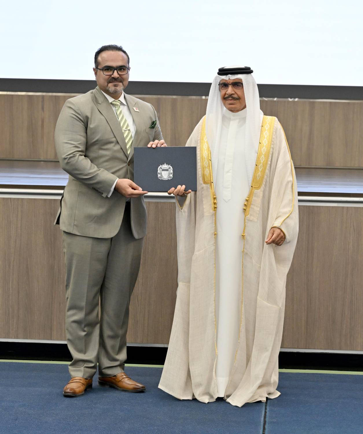 وزير الداخلية رئيس اللجنة الوطنية لمكافحة المخدرات يشهد الاحتفال بمناسبة اليوم العالمي لمكافحة المخدرات