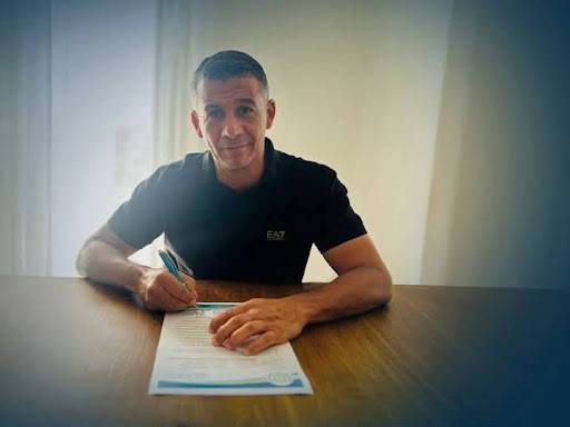 الإسماعيلي يتعاقد رسميًا مع ميلود حمدي لقيادة الفريق في الموسم الجديد