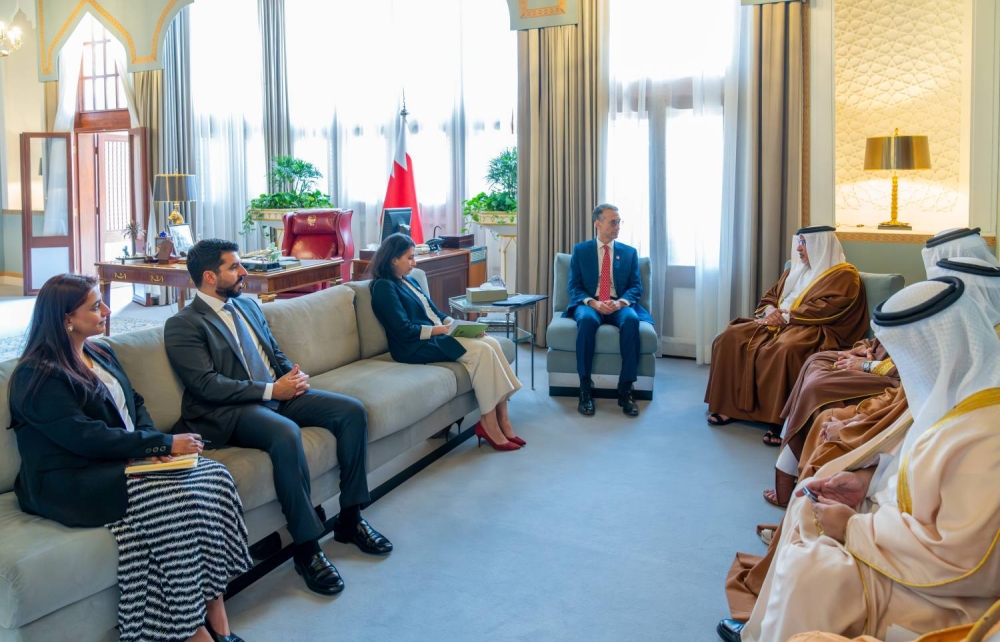 نائب الملك ولي العهد يؤكد على ما يربط بين البحرين والولايات المتحدة من علاقات صداقةٍ تاريخيةٍ