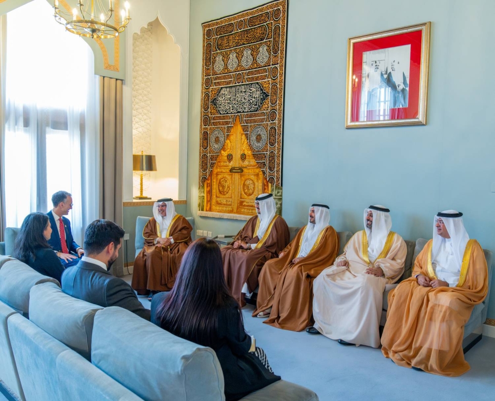 نائب الملك ولي العهد يؤكد على ما يربط بين البحرين والولايات المتحدة من علاقات صداقةٍ تاريخيةٍ