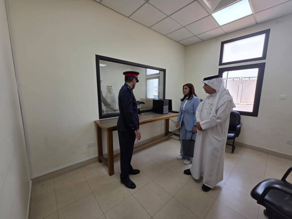 وفد من المؤسسة الوطنية لحقوق الإنسان يقوم بزيارة ميدانية إلى مركز توقيف خفر السواحل