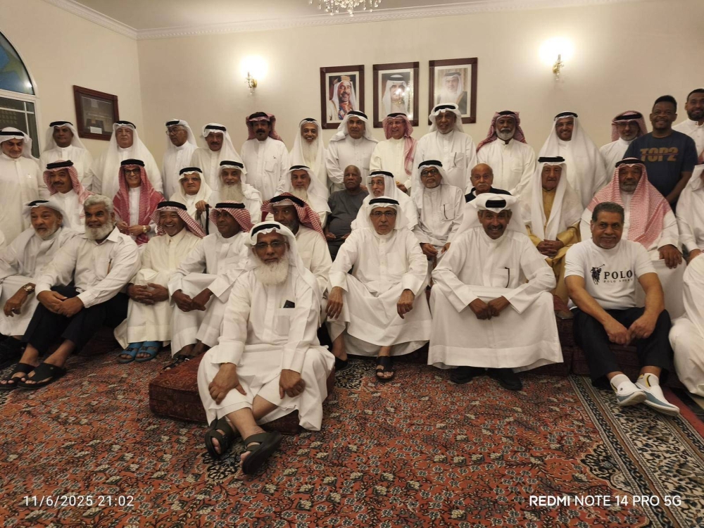 بعد 40 عاماً.. فصول كاملة من الذاكرة في التجمّع الأول للأصدقاء القدامى بـ&laquo;فريج البنعلي&raquo;