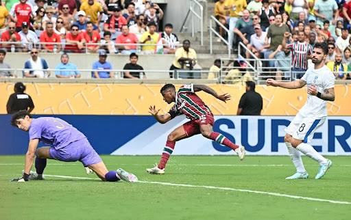 الهلال السعودي يودّع مونديال الأندية بعد خسارة مثيرة أمام فلومينينسي بمونديال الأندية.. فيديو