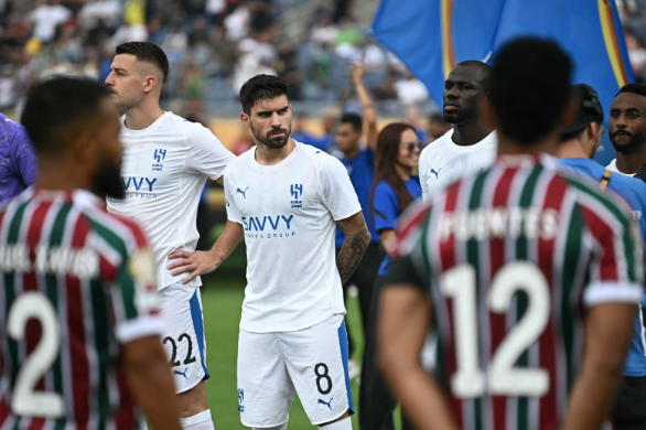 روبن نيفيز يحضر جنازة جوتا في البرتغال بعد وداع المونديال.. دموع أمام فلومينينسي