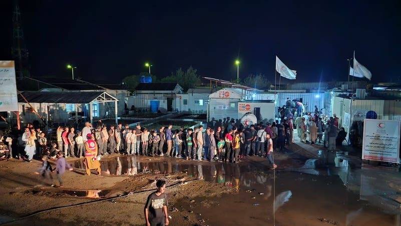 طالبان: إيران ترحل 300 ألف أفغاني خلال 12 يومًا