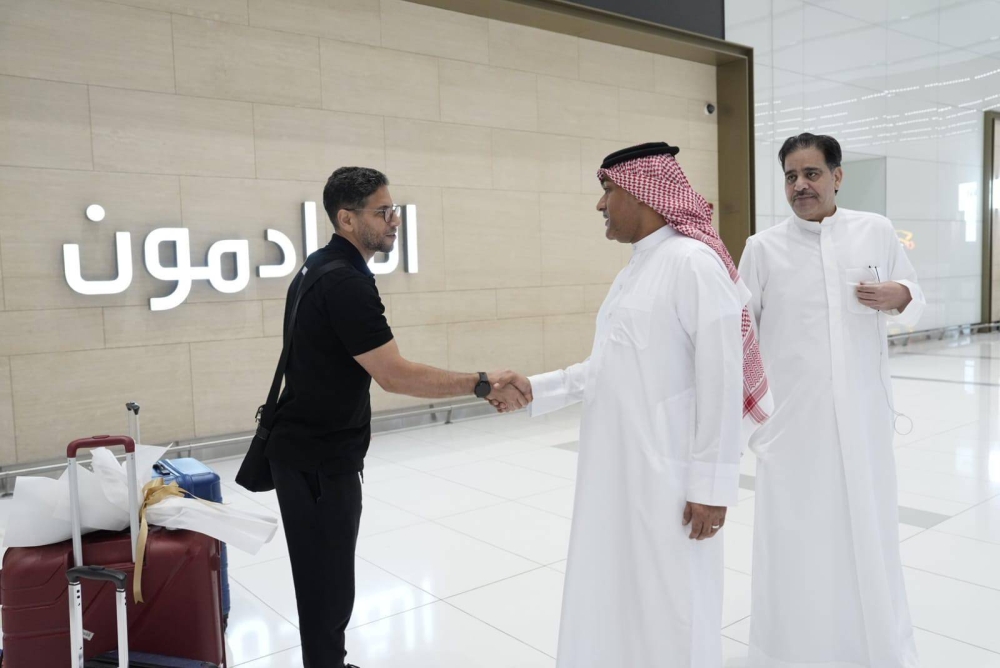 الأحمر يصطدم بعُمان في مستهل مشواره بـ"ناشئي سلة الخليج"