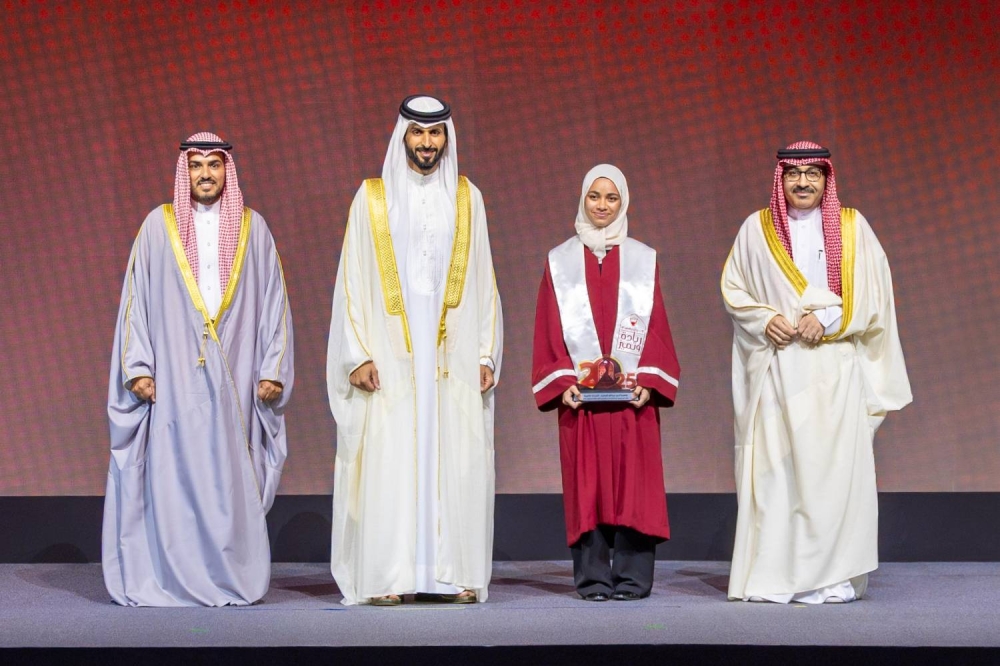ناصر بن حمد: دعم جلالة الملك للتعليم ركيزة أساسية في بناء مستقبل الوطن
