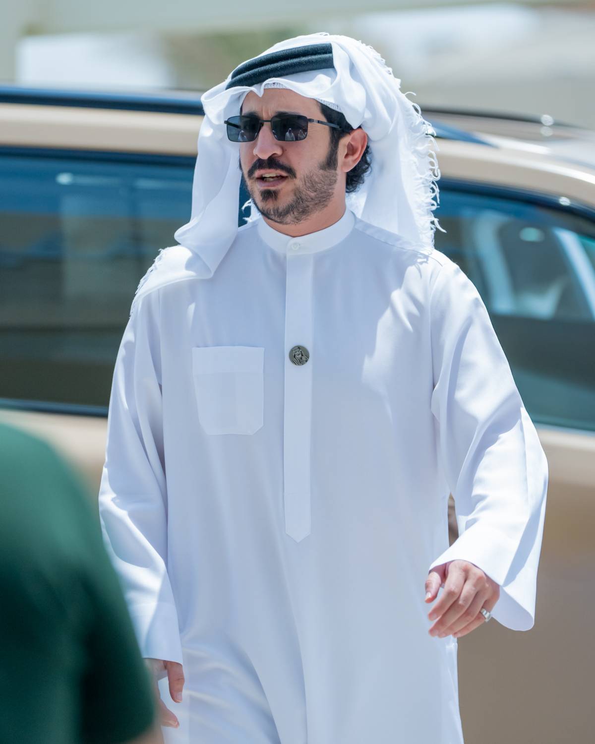 خالد بن حمد يتفقد مسبح مدينة خليفة الرياضية بعد اكتمال أعمال الصيانة