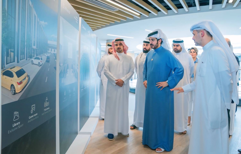 خالد بن حمد:"الدولي للتميز" نموذج رائد وأول مشروع للرياضات المائية في المنطقة