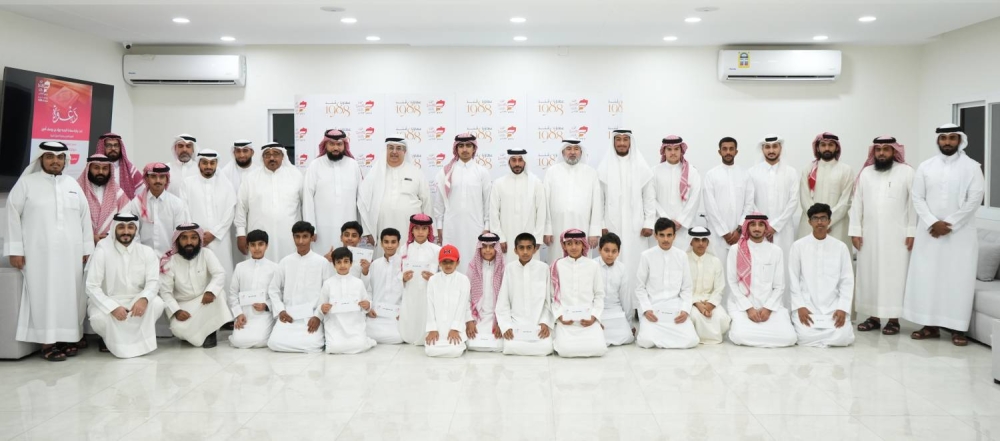 جمعية المحرق الخيرية تكرم الإداريين والمعلمين ومنظمي دورة المراجعة ومصلى العيد