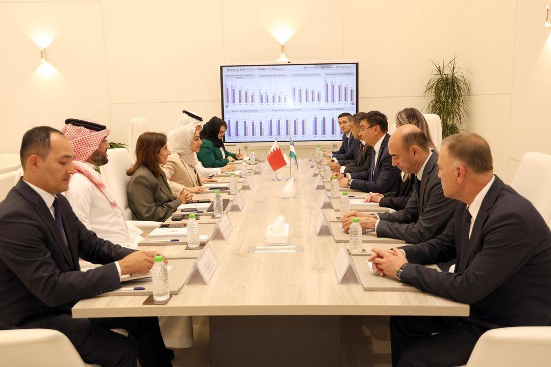 وزيرة السياحة تستقبل رئيس لجنة السياحة بجمهورية أوزبكستان