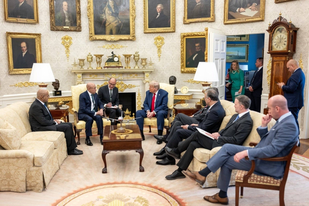 رئيس موريتانيا يلتقي نظيره الأمريكي في البيت الأبيض