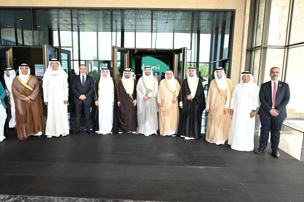 "البنك الأهلي المتحد" يُعلن عن هويته الجديدة تحت اسم "بيت التمويل الكويتي"