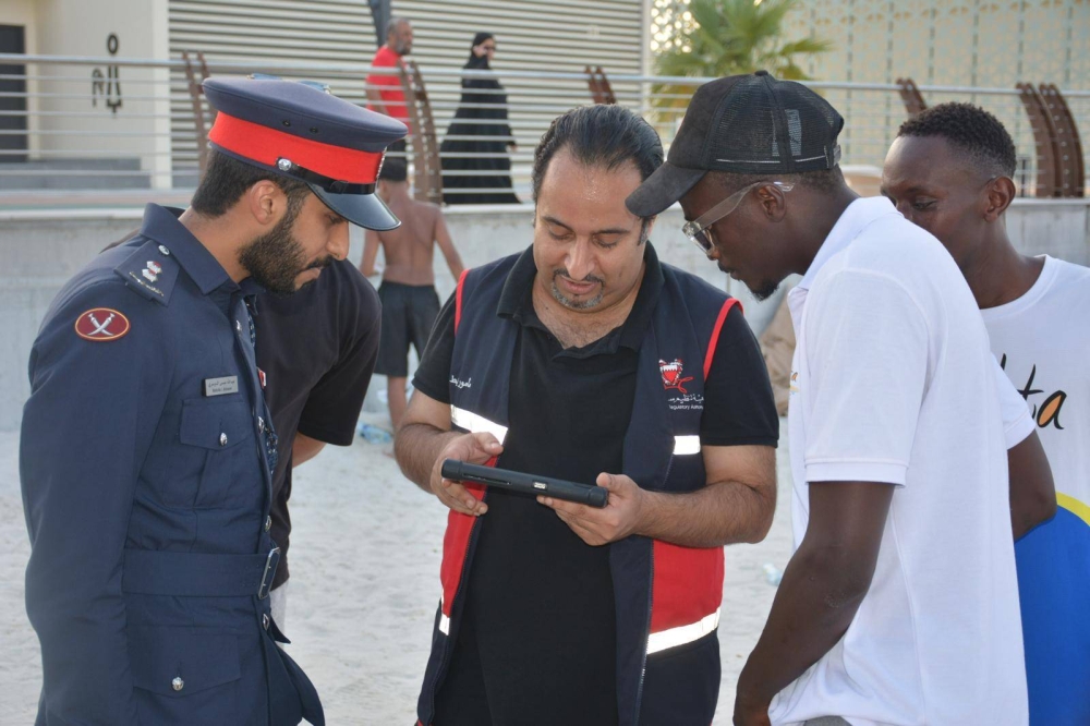 خفر السواحل تنفذ حملة تفتيشية مشتركة في عدد من سواحل المحرق