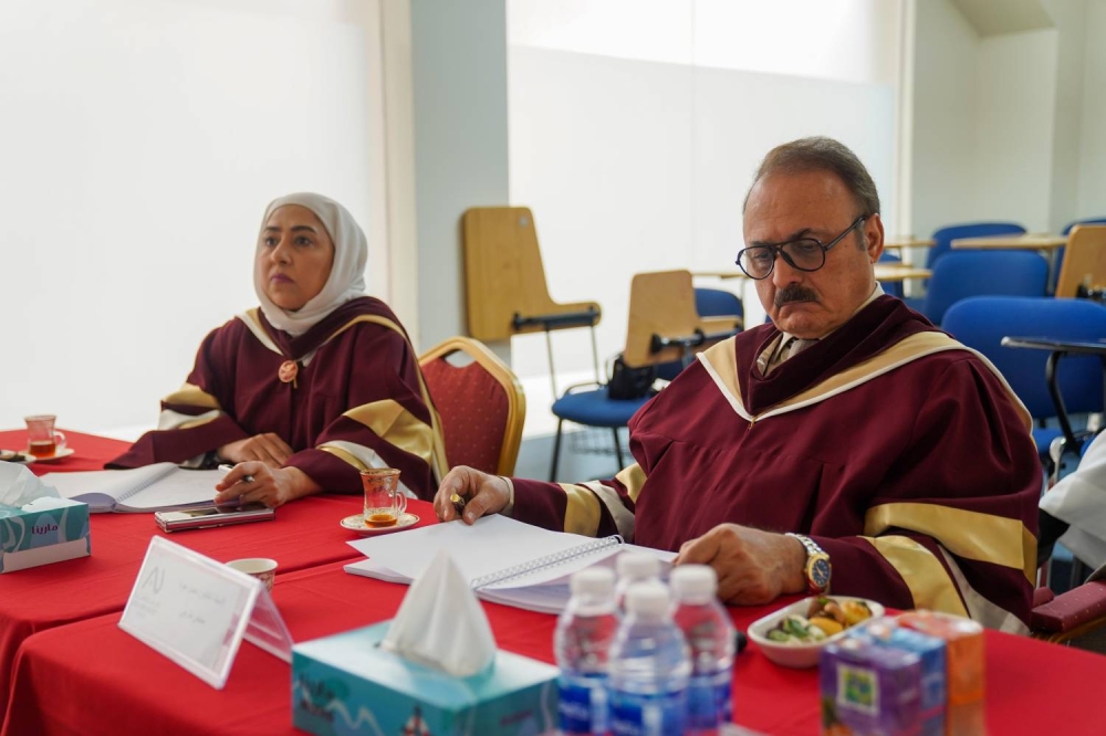 أفنان عبدالعزيز تنال درجة الماجستير في الإعلام من الجامعة الأهلية