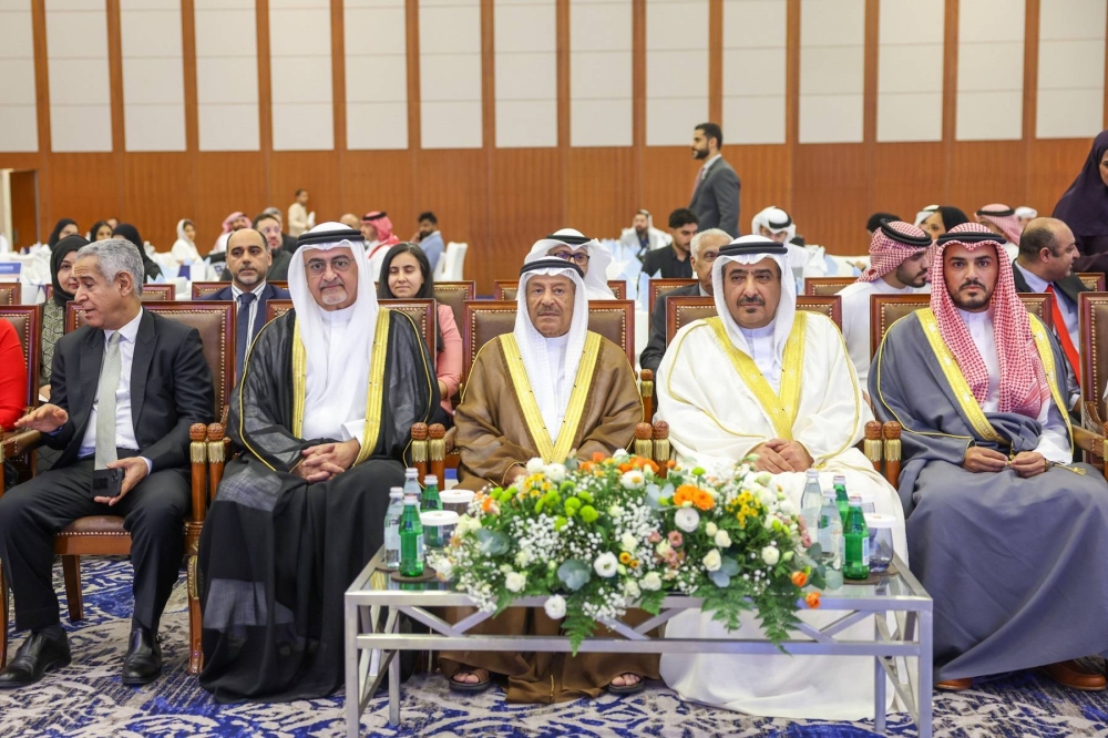رئيس مجلس الشورى يكرّم الفائزين بجائزة البحرين للمحتوى الرقمي&nbsp;