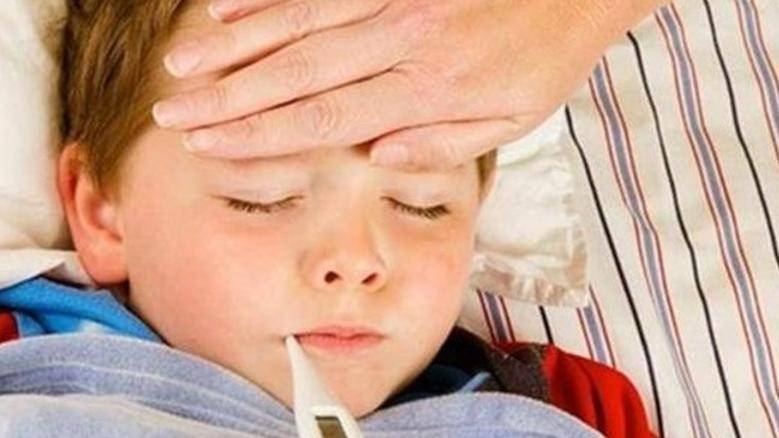 وفاة 4 أشقاء في صعيد مصر يشعل السوشيال ميديا.. فهل الالتهاب السحائي السبب؟