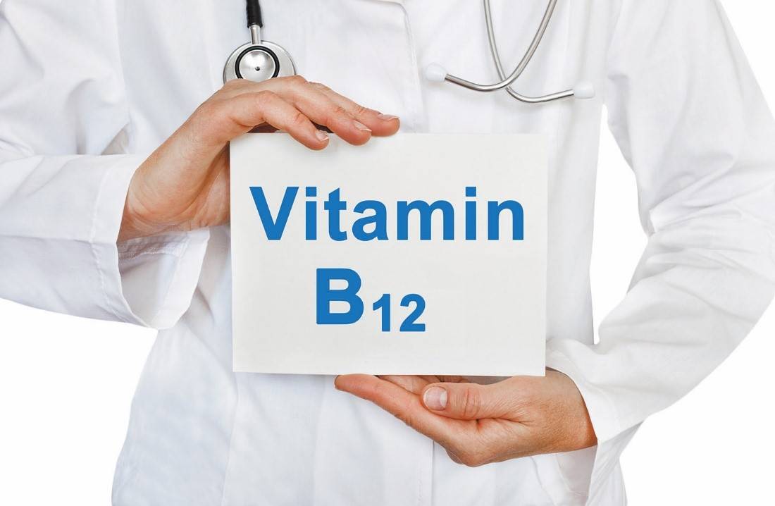 ما أهمية فيتامين B12 للجسم وأضرار نقصه على الدماغ والأعصاب؟