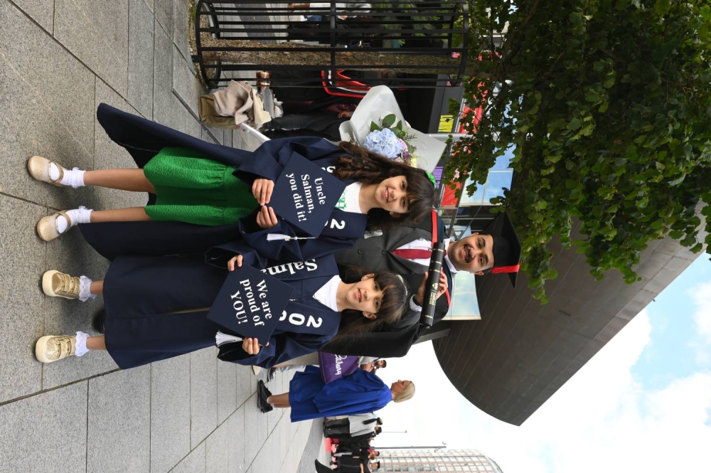 &lrm;تخرج طلاب الجامعه البريطانيه في البحرين من حفل تخرج جامعه سالفورد في مانشستر