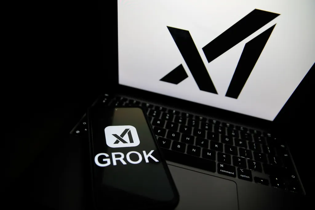 يتفوق على جيميناي.. xAI تكشف عن "Grok 4" أقوى نموذج ذكاء صناعي