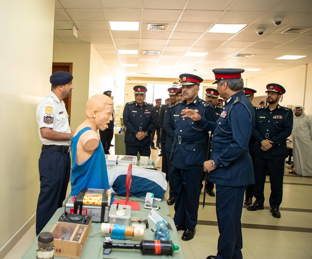 نائب رئيس الأمن العام يحضر حفل تخريج عدد من الدورات التدريبية بالأكاديمية الملكية للشرطة