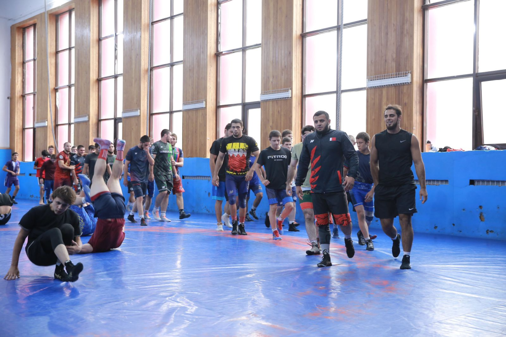 منتخب المصارعة يشارك في بطولة سلسلة التصنيف بـ هنغاريا