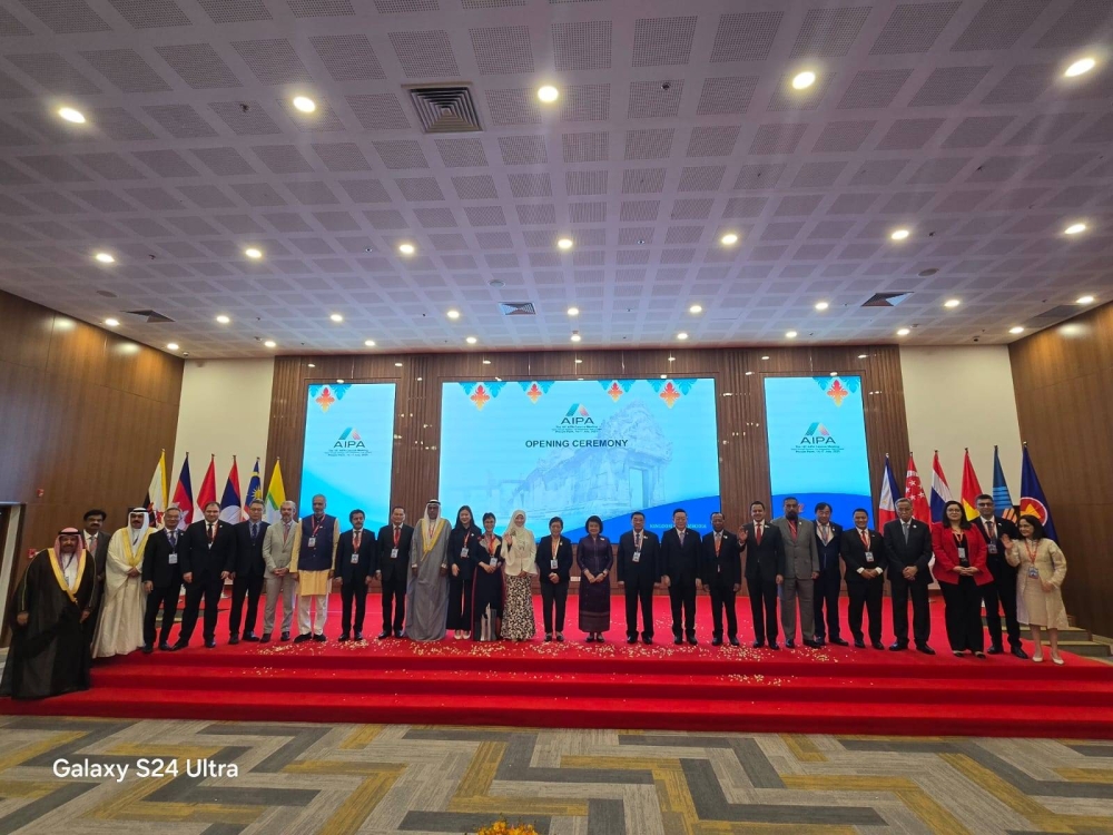 وفد الشعبة البرلمانية: البحرين بقيادة الملك تتبنى نشر ثقافة التسامح والسلام والتعايش