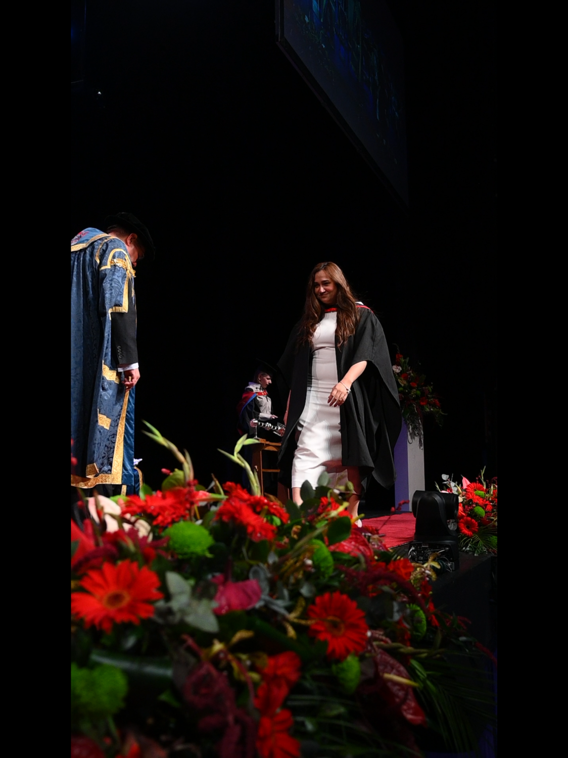 الجامعة البريطانية في البحرين تحتفي بتخريج طلابها من &laquo;سالفورد&raquo; في مدينة مانشستر