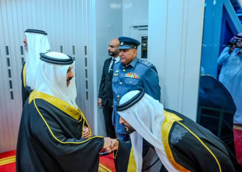 الملك يعود إلى أرض الوطن بعد زيارة خاصة لفرنسا وزيارة عمل لإيطاليا