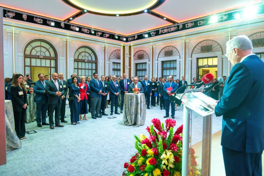 ولي العهد رئيس الوزراء يحضر حفل استقبال غرفة التجارة الأمريكية لكبرى الشركات البحرينية والأمريكية التي سيُعْلَن عن التعاون فيما بينها